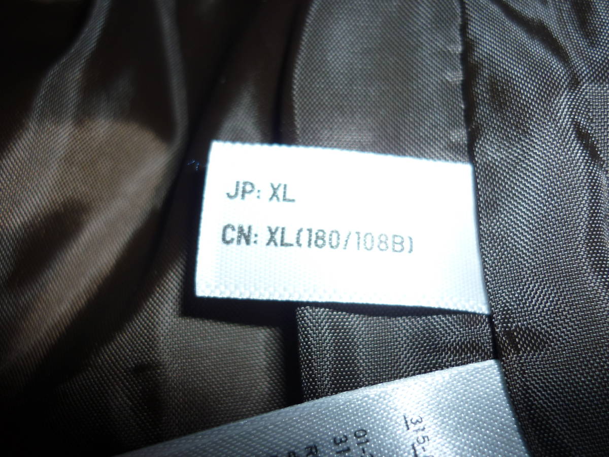 【試着のみ】UNIQLO　ユニクロ　ダウンジャケット　XL　迷彩柄（フ－ド付き）_画像5