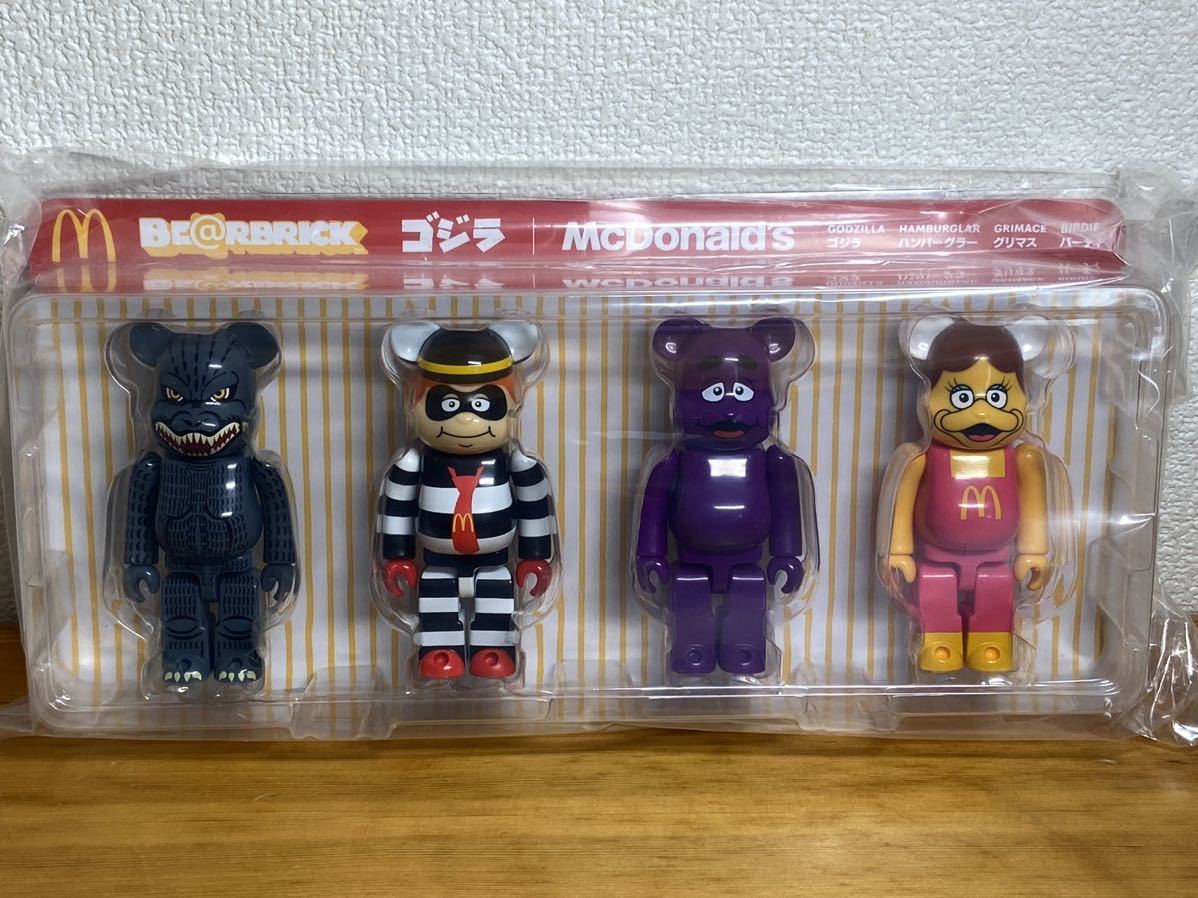 ゴジラVSマクドナルド BE@RBRICK ベアブリック 未開封 4体セット ゴジラ ハンバーグラー グリマス バーディ_画像1