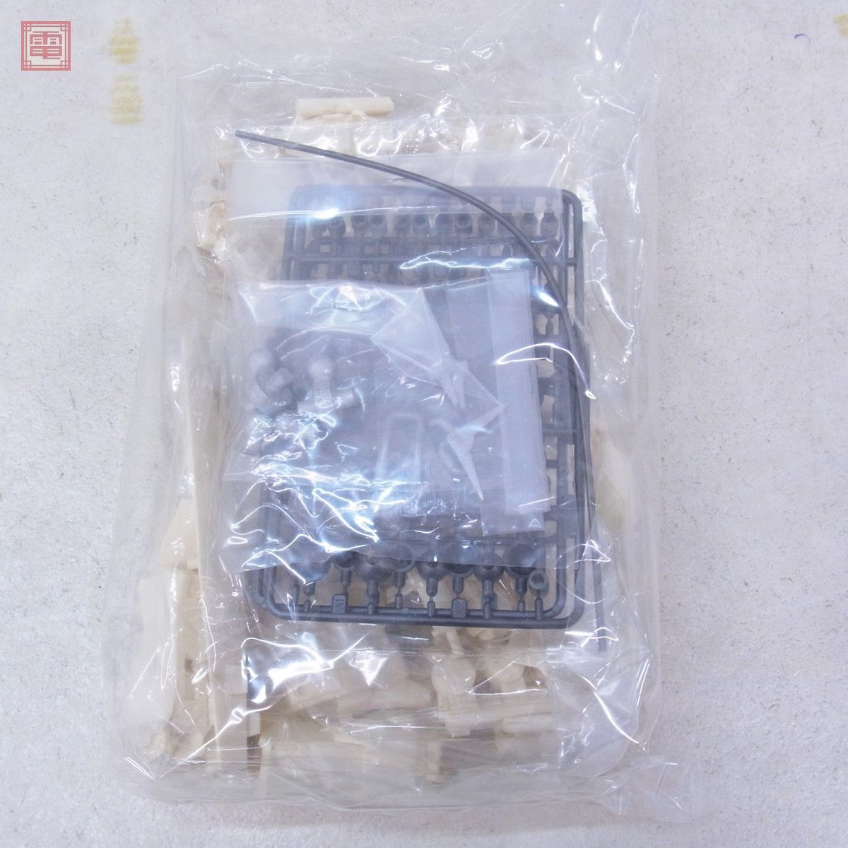 未組立 B-CLUB 1/100 RX-78-2ガンダム Ver.Ka 機動戦士ガンダム 未組立 B-CLUB 1/100 RX-78-2ガンダム Ver.Ka 機動戦士ガンダム