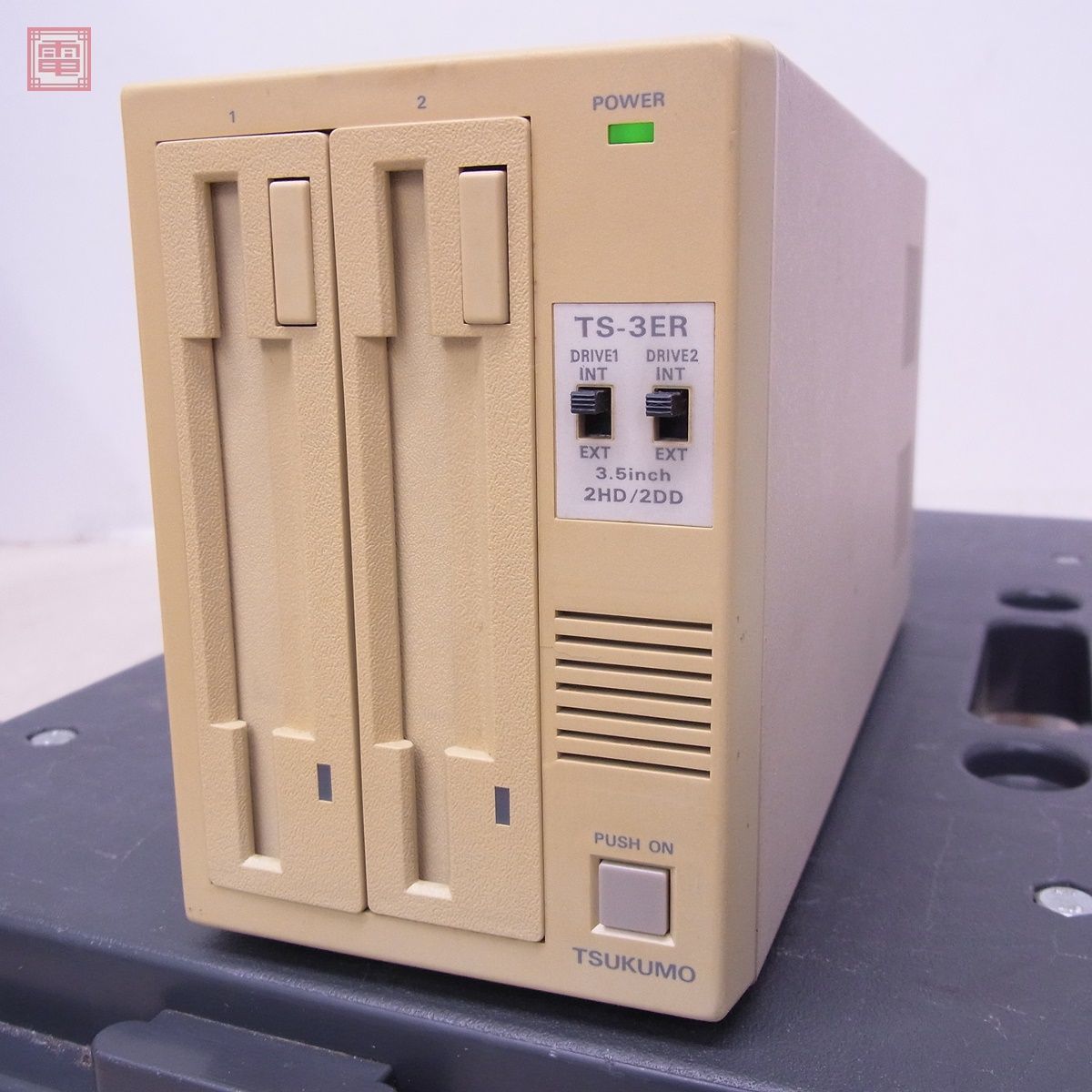 PC-98 3.5インチフロッピーディスクユニット TS-3ER2 TSUKUMO 九十九電機 外付けFDD 通電のみ確認 【10_画像1
