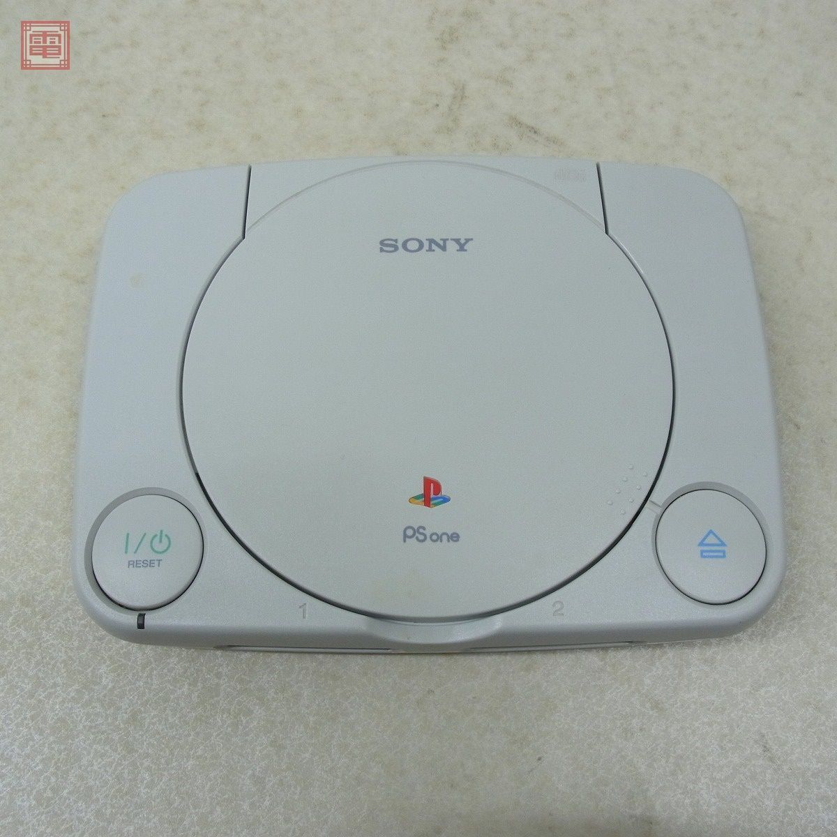 動作品 PS one プレイステーション ワン 本体 SCPH-100 ソニー SONY AC/AVケーブル+コントローラー付【20_画像2