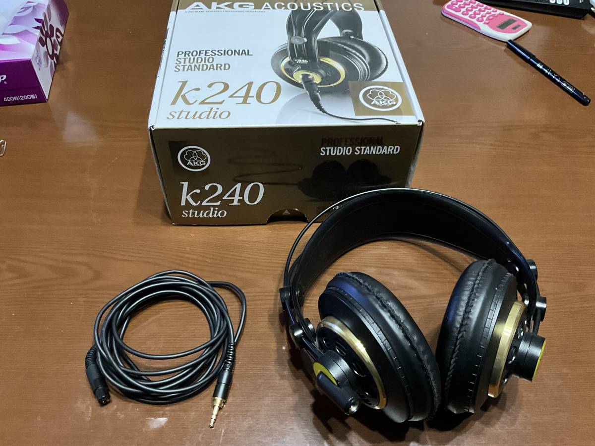 AKG k240 (アーカーゲー) K240 Studio ヘッドホン　数回使用_画像2