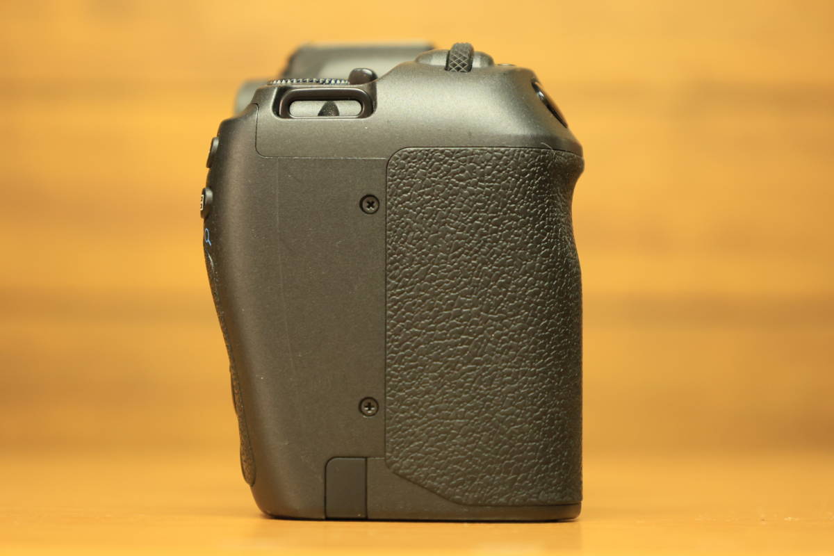 Canon EOS R8 ミラーレス カメラ ボディ キャノン（ 中古）_画像7