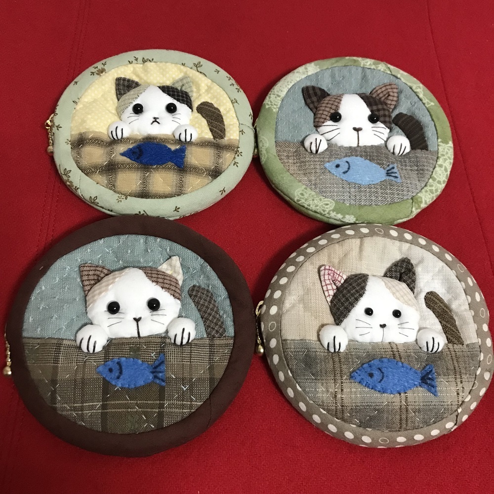 【値下げ 送料込み】 ハンドメイド かわいいネコさんのパッチワーク小物入れ コインケース 財布２2_画像7