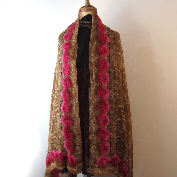  beautiful goods . flower. print . pretty total pattern large size silk stole 