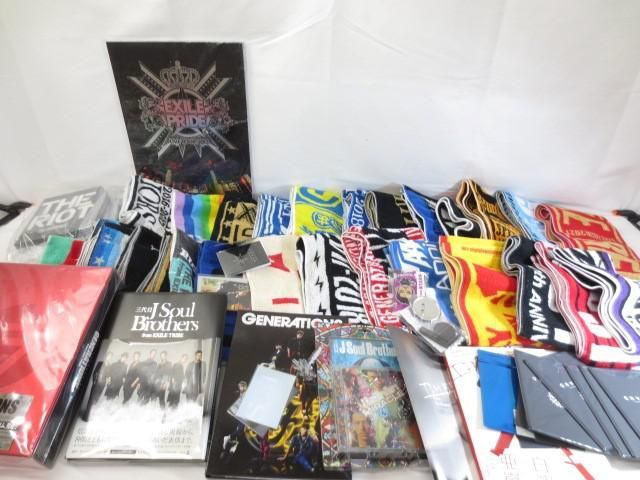 【まとめ売り 中古品】 LDH THE RAMPAGE FANTASTICS 八木勇征 他 THE RIOT DVD CONTACT 写真集 等 グッズセット_画像1