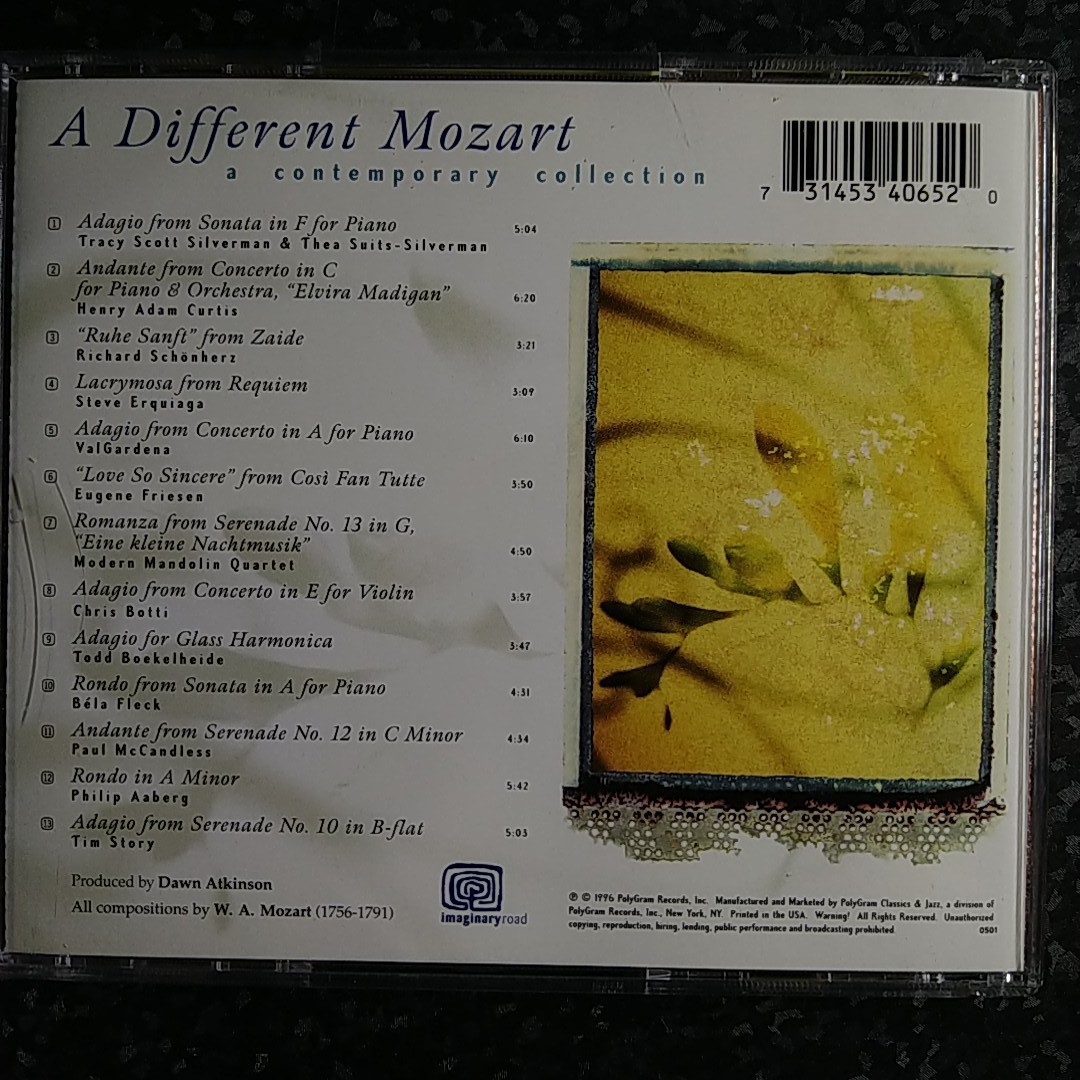 a（輸入盤）A Different Mozart a comtemporary collection　ディファレント・モーツァルト_画像2