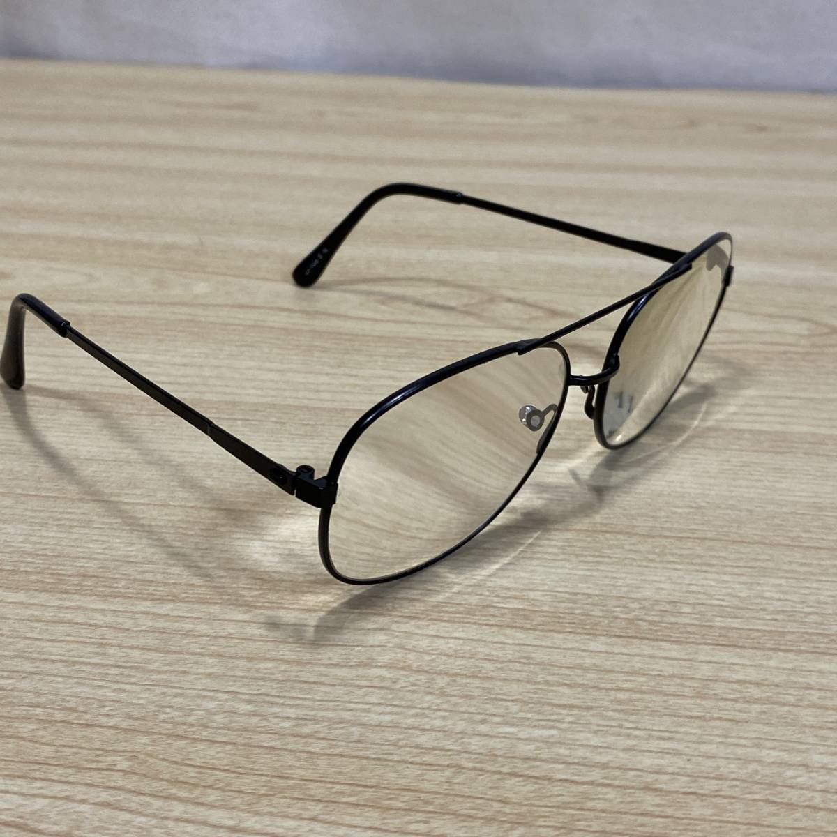 BA235 【ファッション】 老眼鏡　+3.00　黒　シンプル　メーカー不明　訳あり_画像2