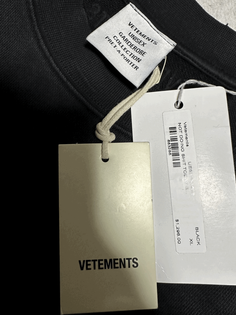 新品未使用タグ付きVETEMENTSヴェトモン2023/SSルック５スウェットsweatshirtSizeXLVTNMNTS バレンシアガBALENCIAGA_画像9