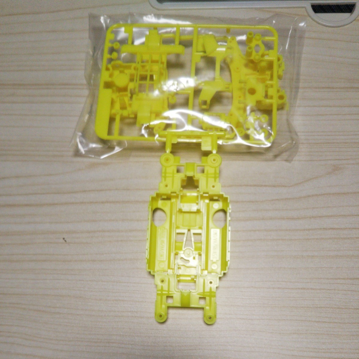  Mini 4WD MS chassis 2 set [ fluorescence yellow chassis set, blue chassis set ]