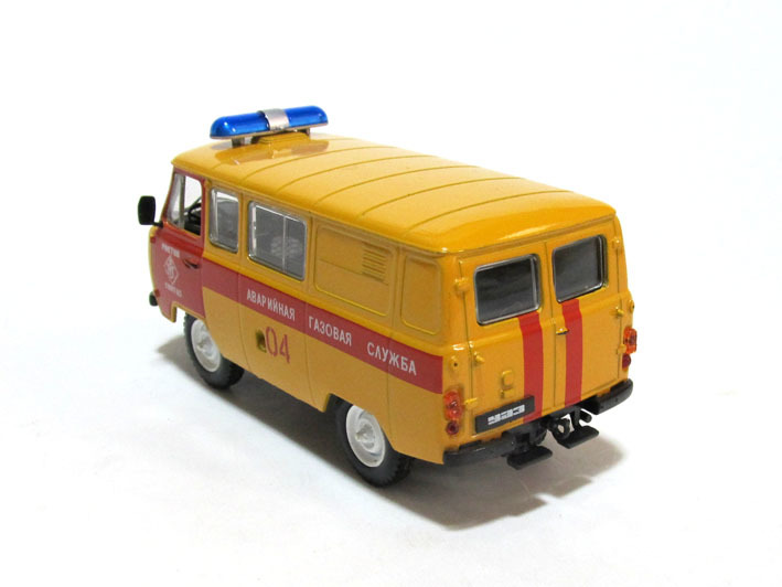 A★Altaya 1/43★ UAZ 3909／ウァズ(ワズ) 3909 未開封品 ★ ネコバス/ダブルフロントライト ★ AGS Pogotowie Gazowe_サンプル画像