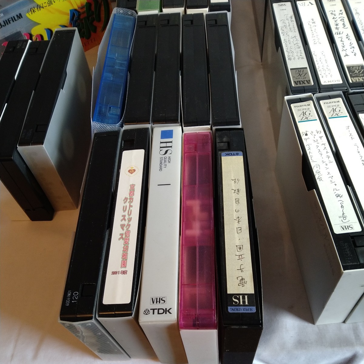 n-989◆ VHS ビデオテープ 使用品 中古品 53本 まとめて 記録媒体◆状態は画像で確認してください_画像6