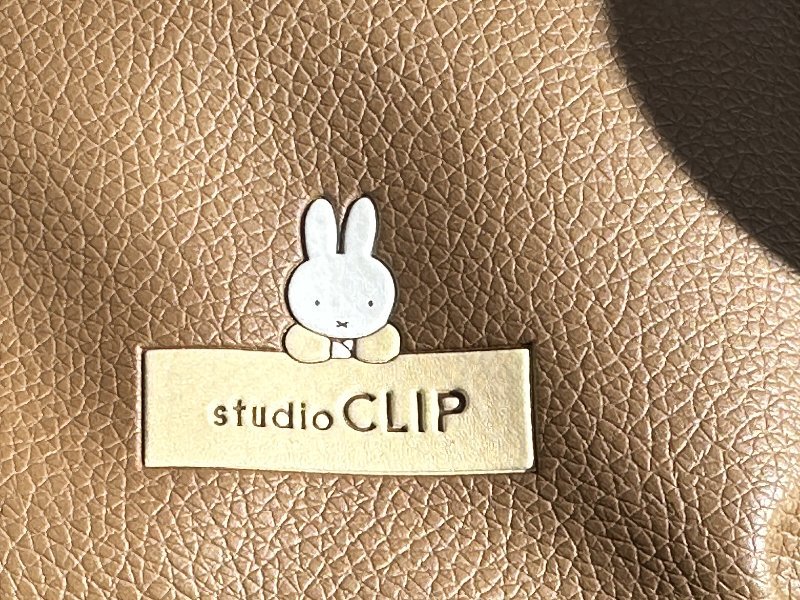 M904D. Miffy &studio CLIP long wallet also become Mini shoulder bag 