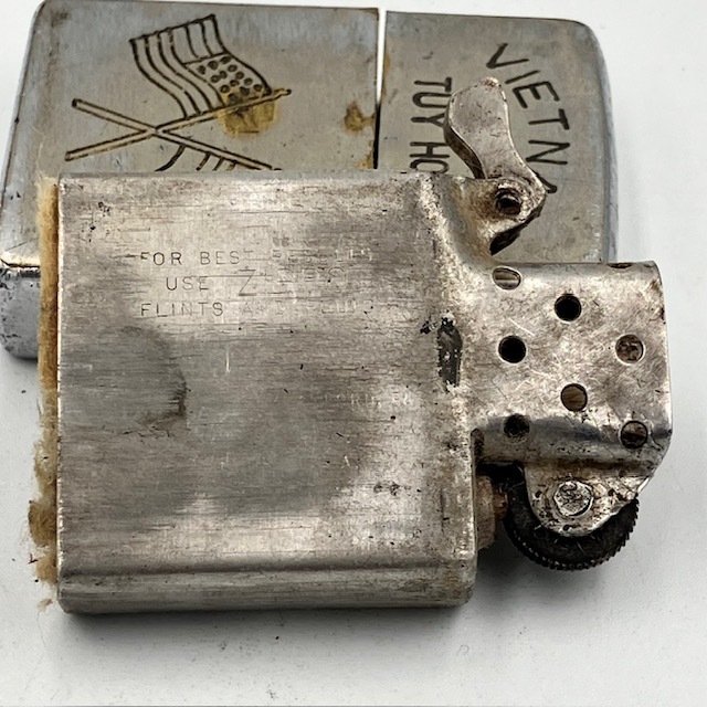 ジッポー ZIPPO ベトナムジッポー 1970年 アメリカとベトナムの国旗 使えます ヴェトナムジッポー_画像9