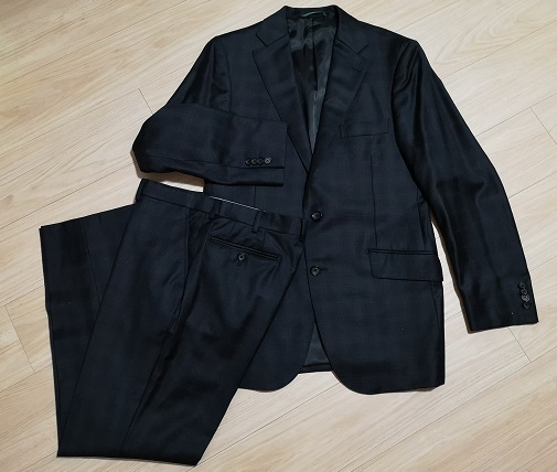 ☆ 購入時約30万円 ☆ 【Ermenegildo Zegna】 エルメネジルド ゼニア 生地 ダーク グレー 春 秋 冬 上下スーツ おしゃれ 高級 ブランド