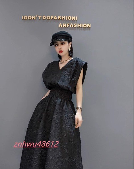 秋新作ファッションドレス、Vネックウエスト、黒気質、スリムな女性服_画像1