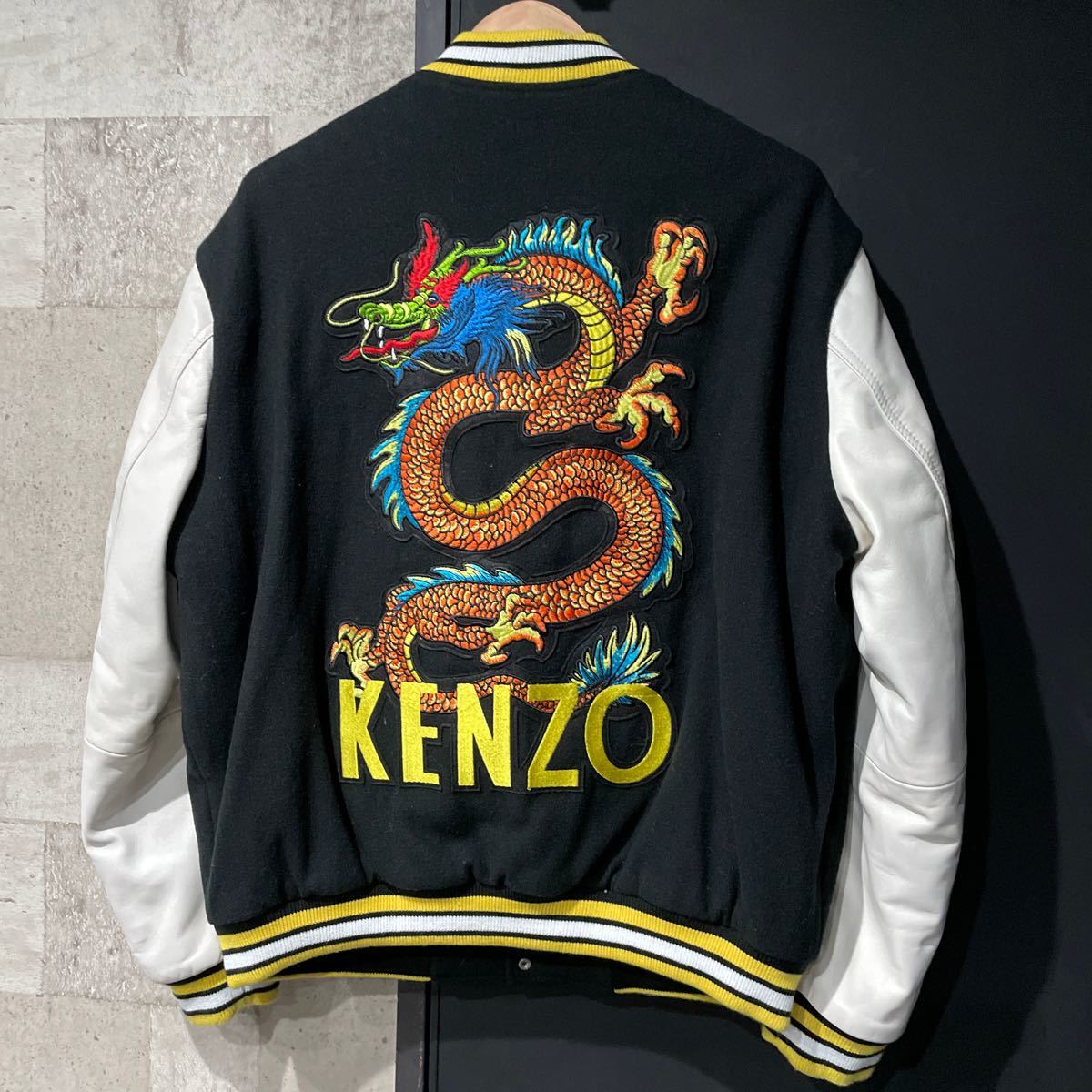 希少 KENZO PARIS ケンゾー スタジャン 美品 L