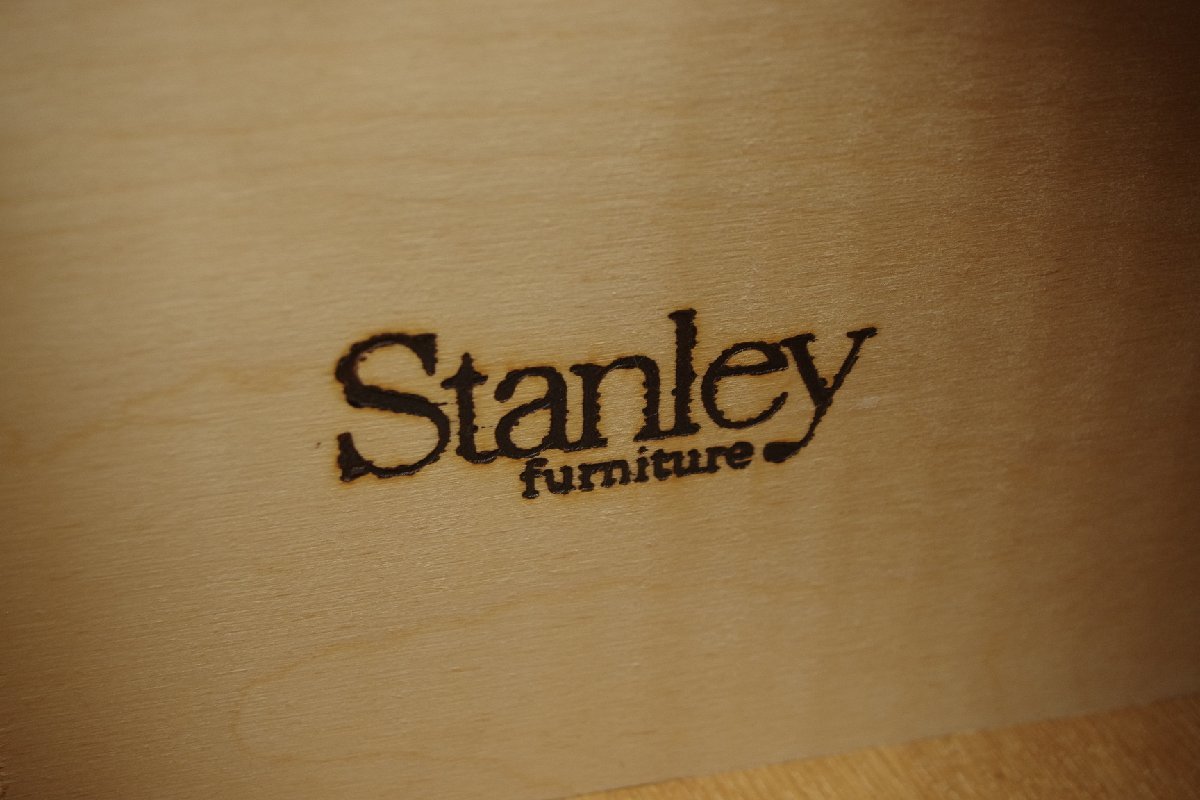 アメリカ Stanley スタンレー社 キュリオケース ガラスキャビネット 飾り棚 カップボード 白家具 シャビー ロココ調 クラシカル_画像8