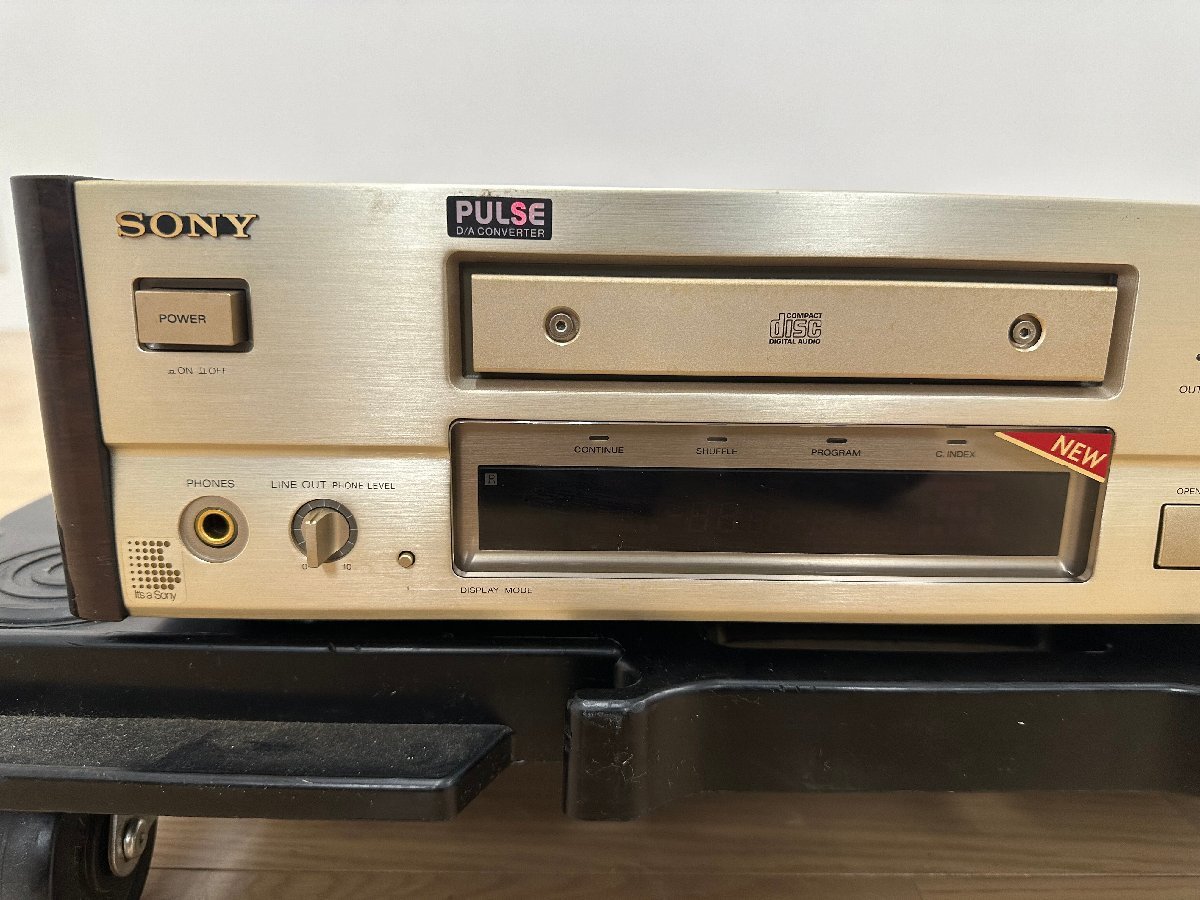 ジャンク SONY ソニー CDP-X777ES CDプレーヤー ESシリーズ 高級機 通電OK 開閉不可 中古 オーディオ CDデッキ_画像3