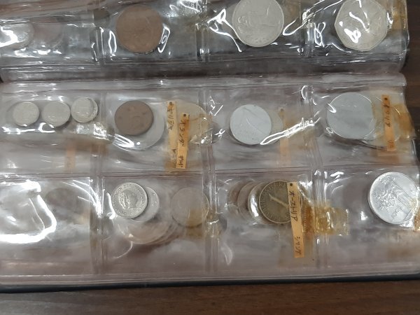 UJFI30　各国の硬貨　古銭　おまとめ　コインアルバム　日本　アメリカ　オーストリア　など_画像3