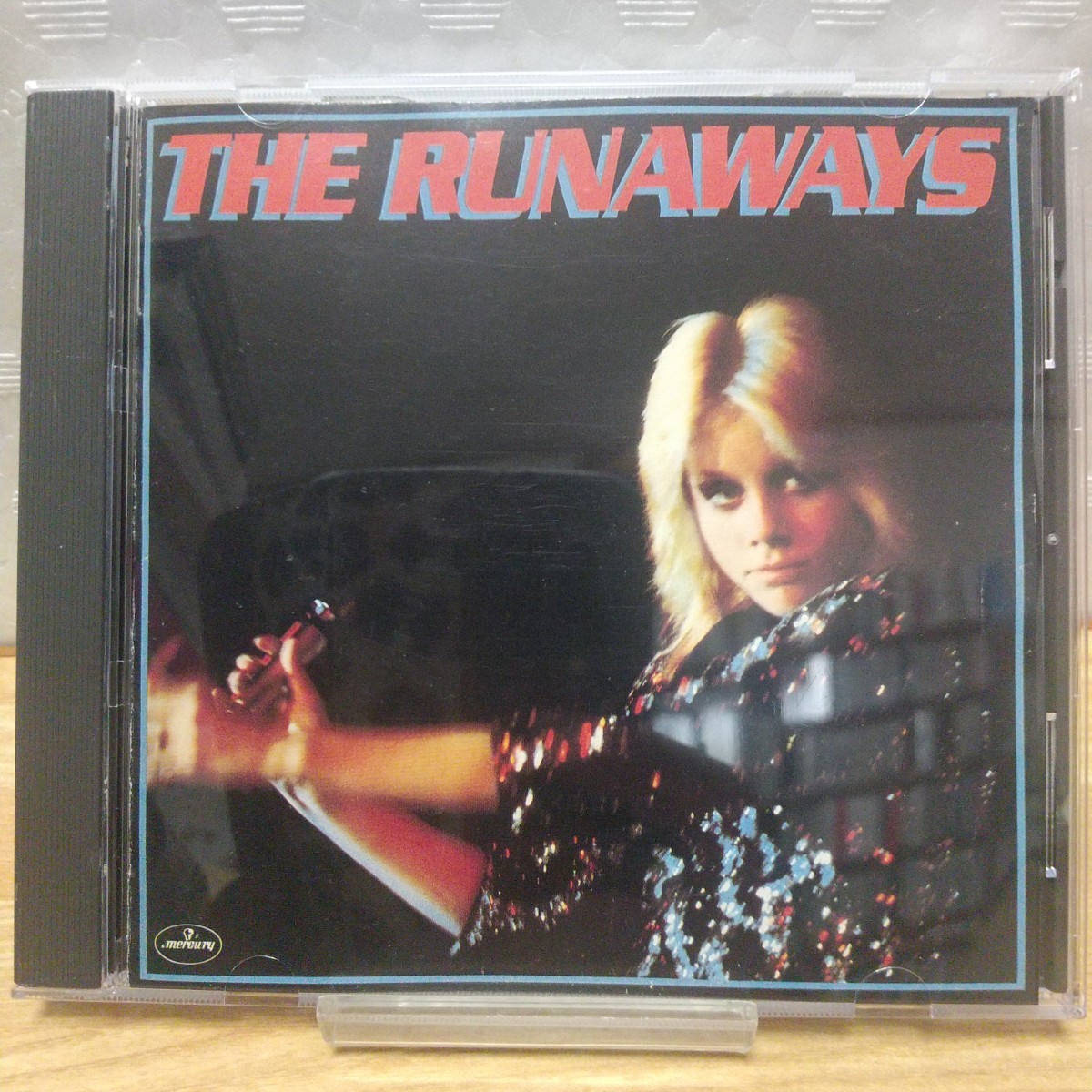 【送料無料】THE RUNAWAYS/ザ・ランナウェイズ チェリー・ボンブ_画像1