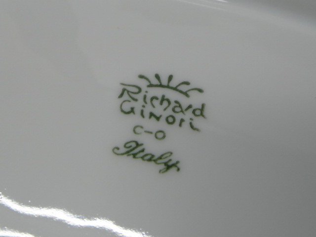  〔870〕☆Richard Ginori 　ジノリ 　ベッキオホワイト　　ナス型 ピクルスプレート 皿 25.5cm ☆_画像6