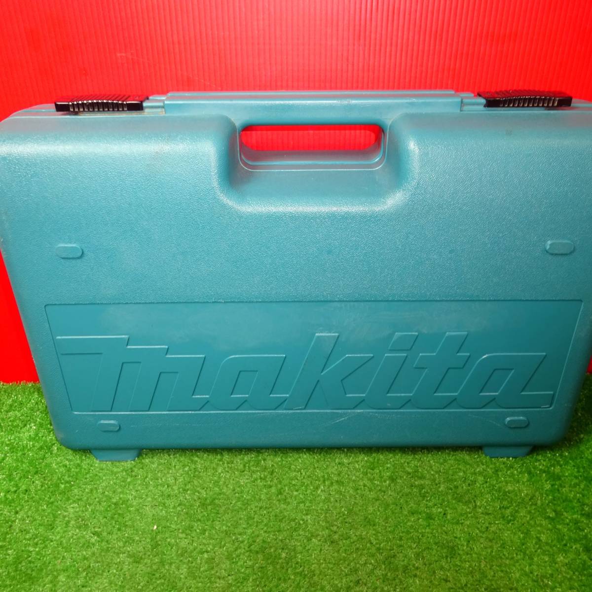 Yahoo!オークション - マキタ(makita) 電動ケレン HK1810【岩槻店】 Yahoo!オークション - マキタ(makita) 電動ケレン HK1810【岩槻店】