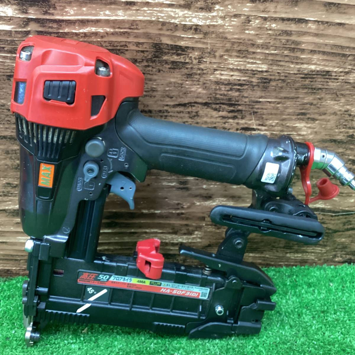 中古品】】MAX(マックス) 25㎜高圧ステープル用エアネイラ 釘打 中古品】】MAX(マックス) 25㎜高圧ステープル用エアネイラ 釘打