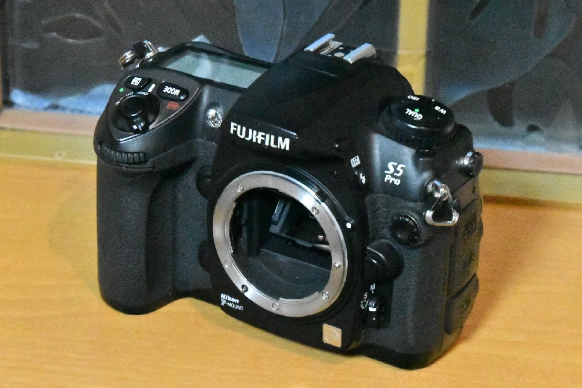  single‐lens reflex camera beginner used single‐lens reflex FUJIFILM FinePix S5 Pro maintenance sensor cleaning [ used ]