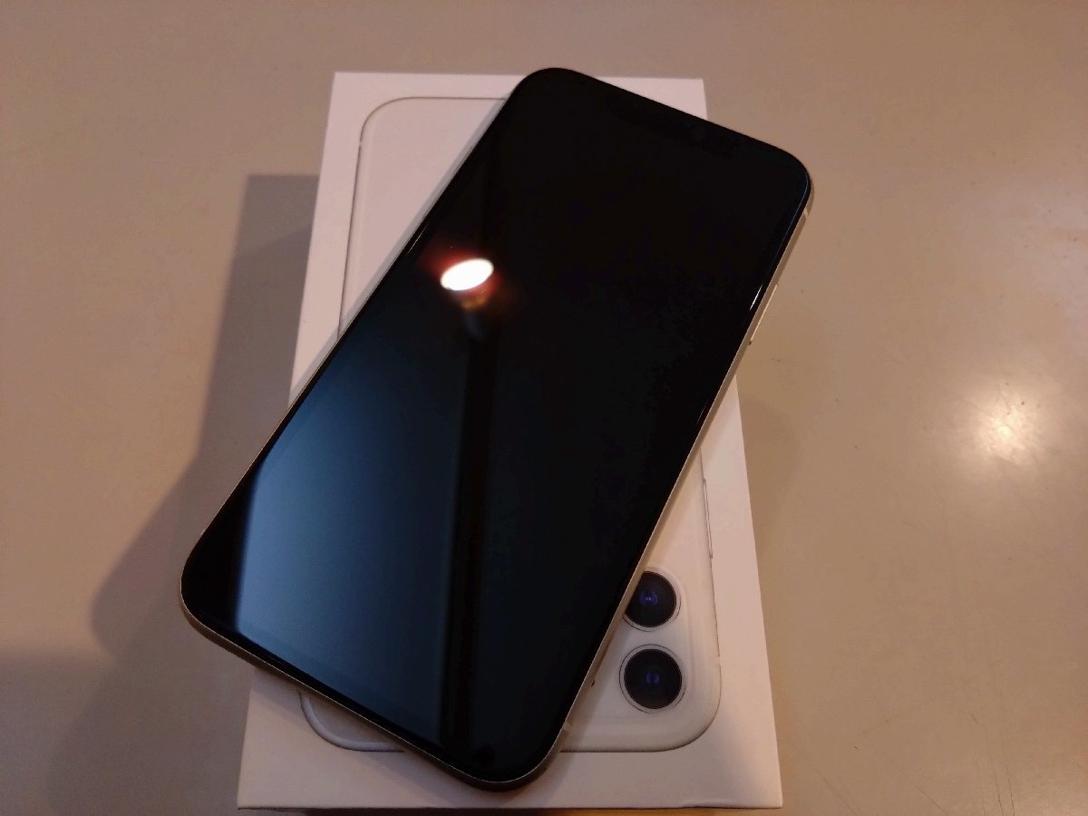 SIMフリー☆Apple iPhone11 128GB ホワイト 中古品☆_画像1