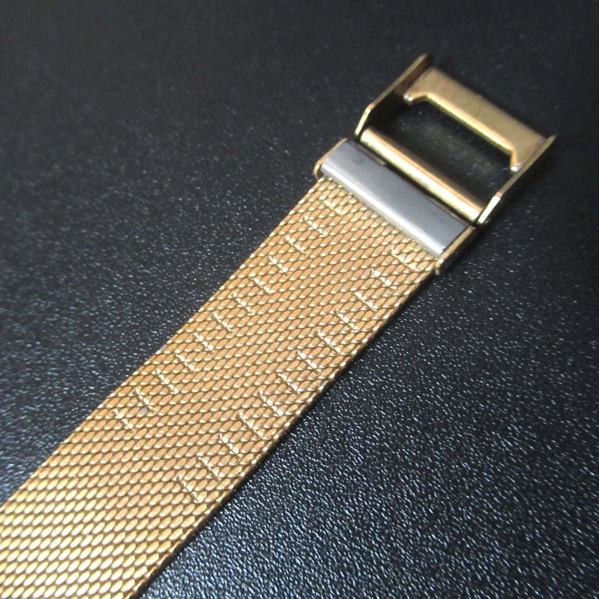 ジャンク品 SEIKO セイコー DOLCE ドルチェ クォーツ 3針式 メンズウォッチ 腕時計 9641-7000 ゴールドベルト×シルバー文字盤の画像7