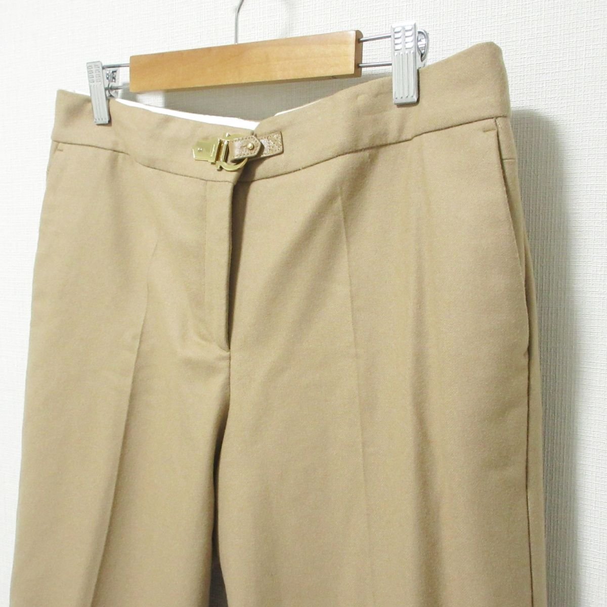  beautiful goods Salvatore Ferragamo Salvatore Ferragamo gun chi-ni strut slacks pants 44 Brown beige × Gold metal fittings 103