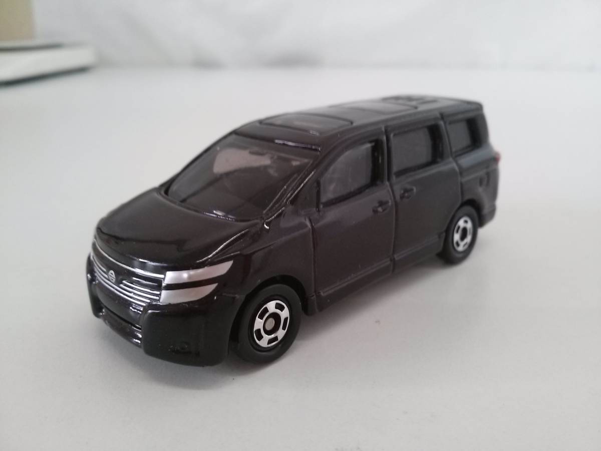 【★OC-0084】[中古品]トミカ 日産 エルグランド 2010年 1/64 No.88 [KO]の画像1