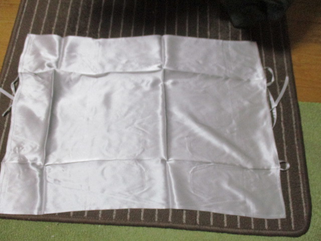 未使用　サテンシルク１００％　つぼみ枕カバー　薄青紫（ラベンダー系）_画像3