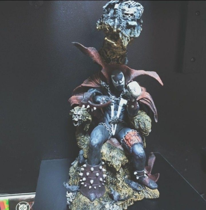 spawn  フィギュア art of spawn 21 カバーアート　スポーン 玉座スポーン