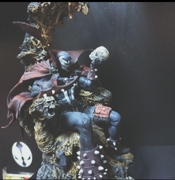 spawn  フィギュア art of spawn 21 カバーアート　スポーン 玉座スポーン