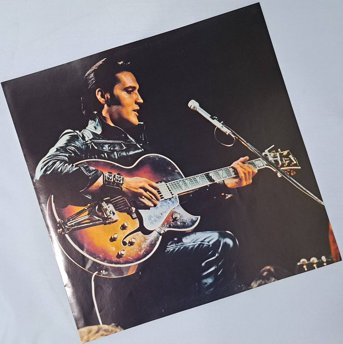 ELVIS PRESLEY : エルヴィス・プレスリー・オン・ステージ VOL.2 国内盤 帯付き 中古 アナログ LPレコード盤 1970年 SX-58 M2-KDO-1343の画像8