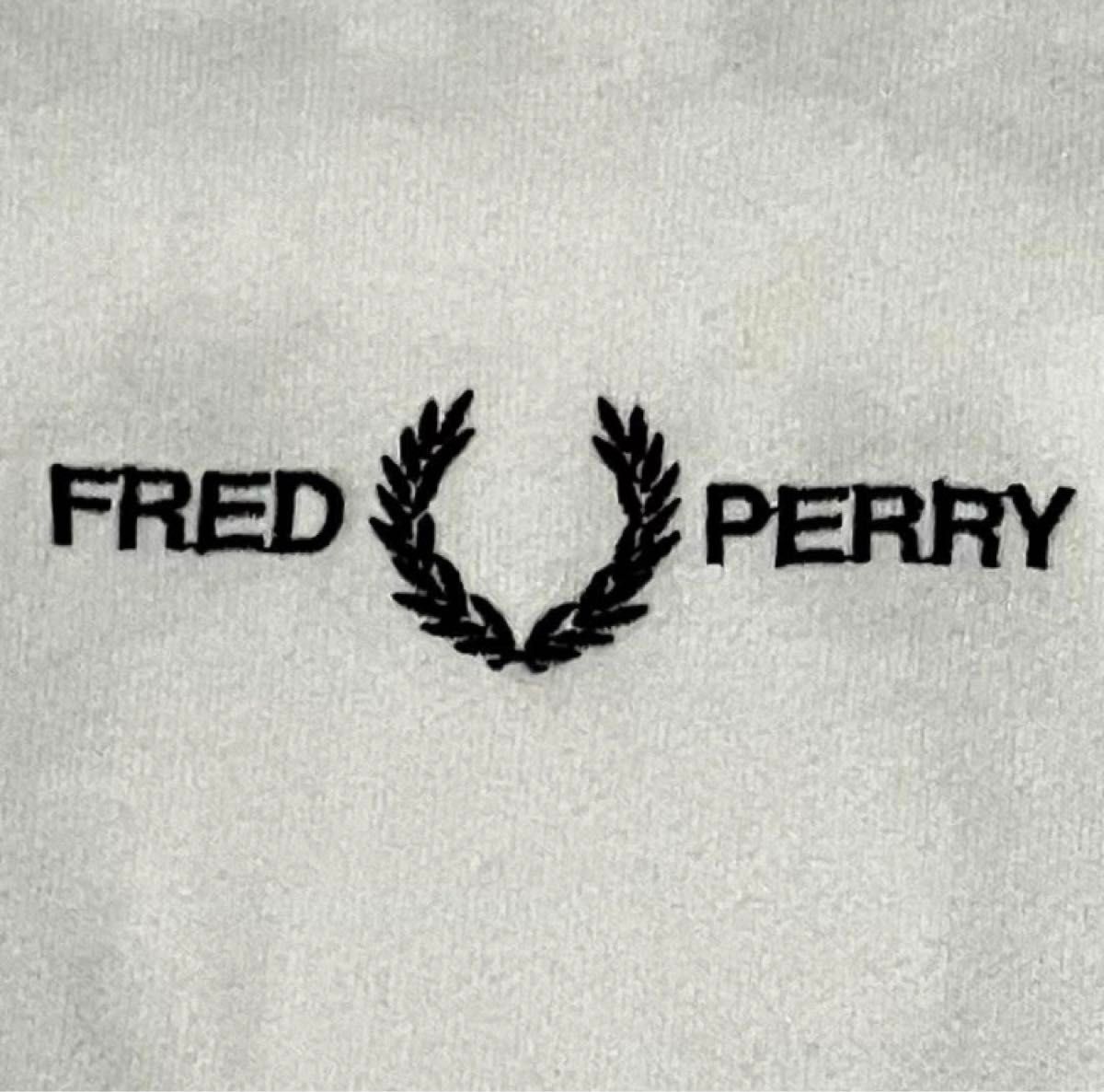 人気】FRED PERRY×BEAMS 別注 Logo Crew Sweat 月桂樹ロゴ 定価 人気】FRED PERRY×BEAMS 別注 Logo Crew Sweat 月桂樹ロゴ 定価