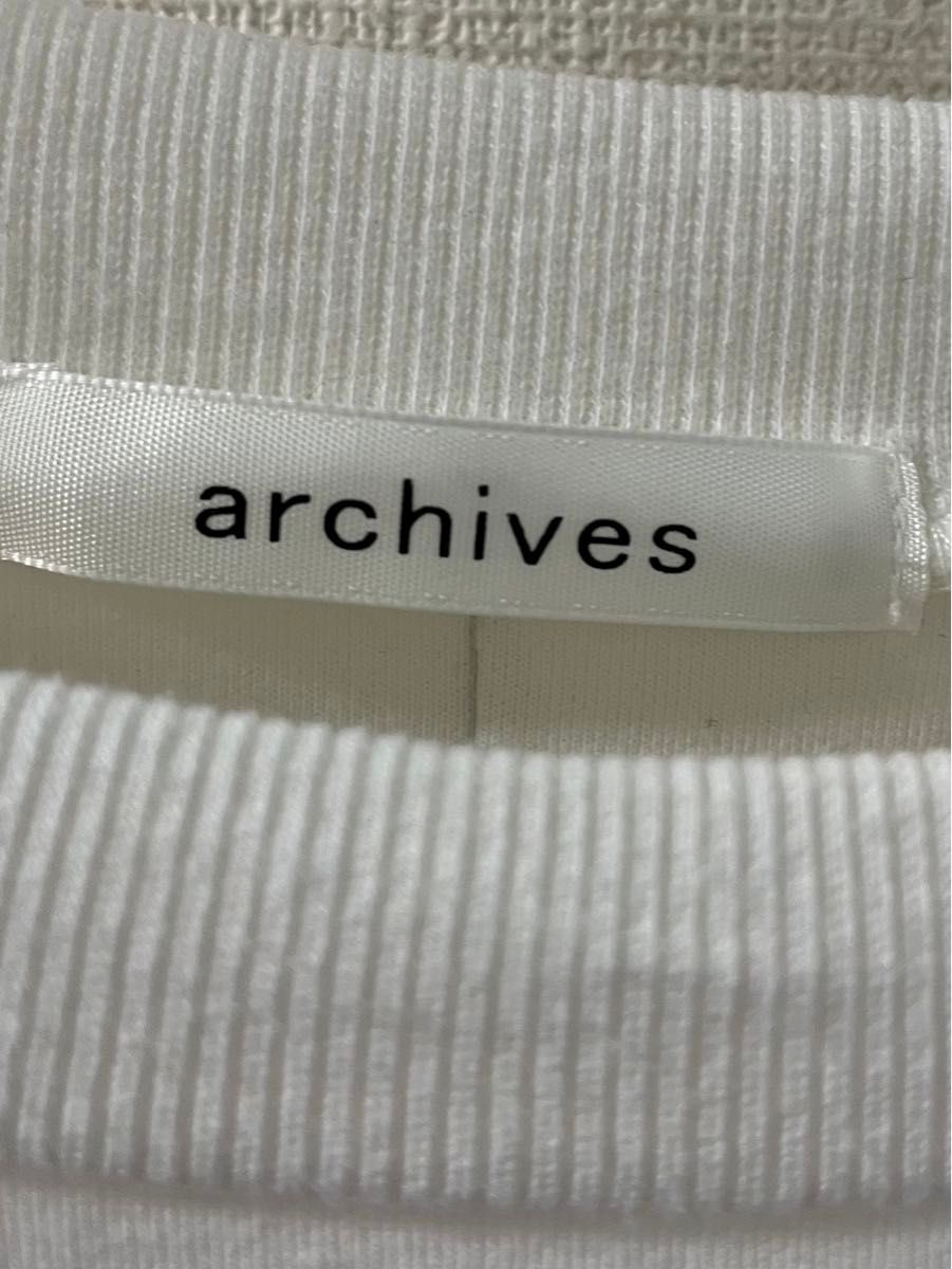 archives白トレーナー