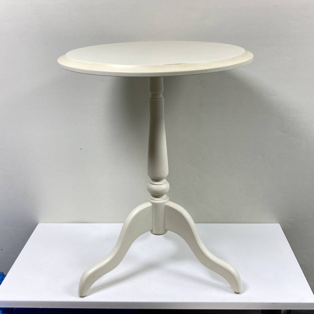 【ローラアシュレイ HOME】サイドテーブル PROVENCALE 小テーブル 丸テーブル インテリア ランプテーブル 高さ67cm_画像1