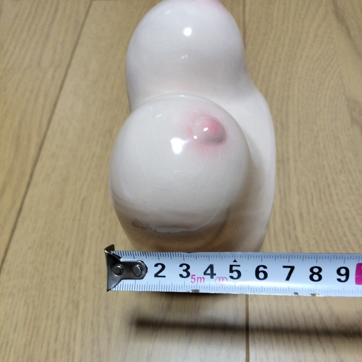 ▼ 灰皿≪おっぱい≫※初期バリあり　※貫入あり　陶器　おっぱい型　胸　バスト　小物入れ