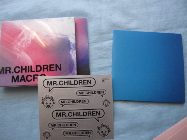 初回限定盤DVD付CD Mr.Children 2005-2010 macro ステッカー付 + シングルCD Birthday｜君と重ねたモノローグ (ミスチル_画像1