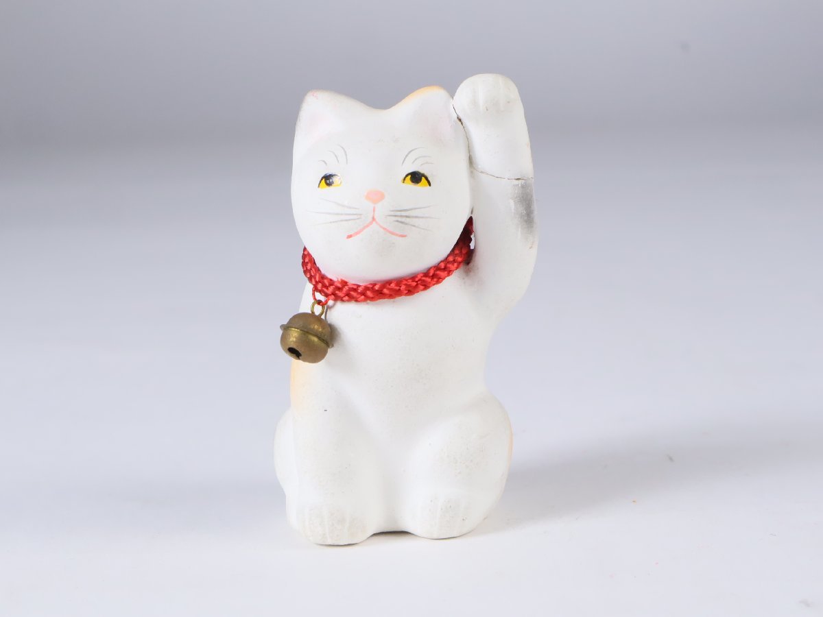 招き猫 左手上げ 土人形 郷土玩具 民芸 伝統工芸 風俗人形 置物_画像1