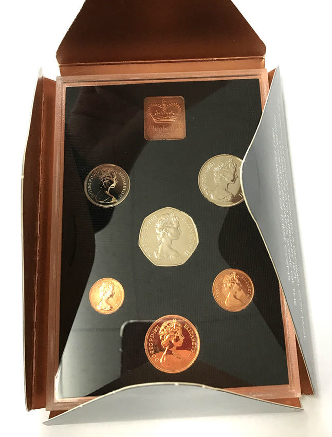 ★1971年イギリスと北アイルランドの小数硬貨プルーフセット_画像2