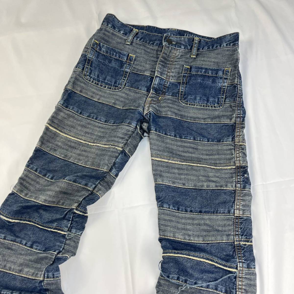 00s KINKY JEANS/ヒステリックグラマー メンズ S ダメージ加工 切替 ツギハギ フレアデニムパンツ ジーンズ ブルー系 初期_画像2