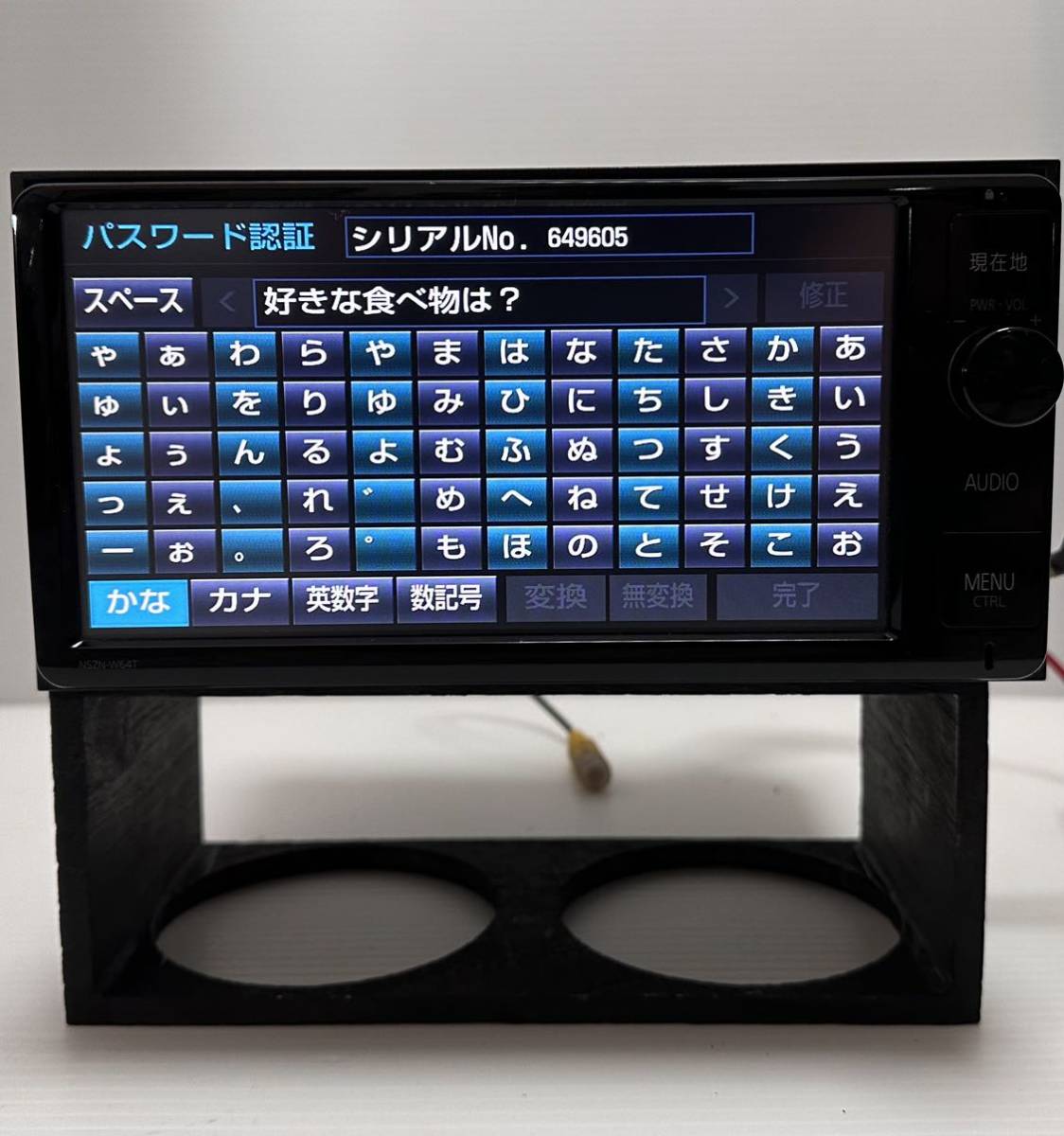 #B12 TOYOTA トヨタ純正 SDナビ NSZN-W64T 7インチ　フルセグ　DVD再生 Bluetooth オーディオ　 ジャンク品 _画像1