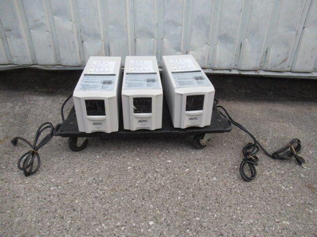 Ω保証有 UPS 6983) Smart-UPS 500 NW500J APC 無停電電源装置 (NEC Express5800 N8180-68B) 領収書発行可能 ・祝10000取引!!