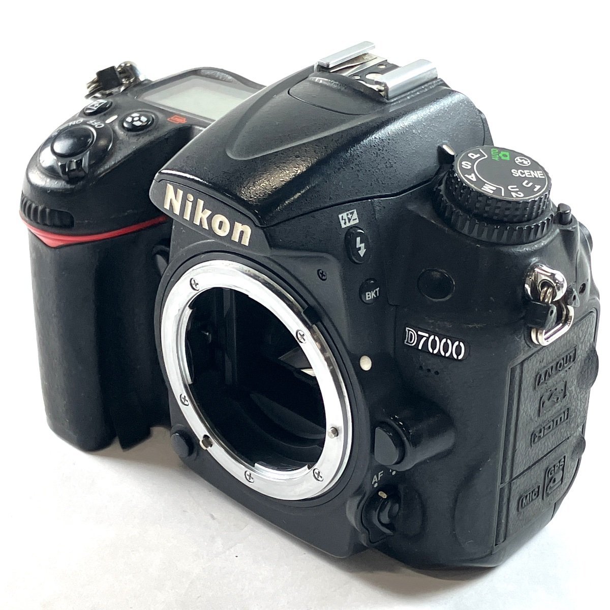 ニコン Nikon D7000 ＋ AF-S DX NIKKOR 18-300mm F3.5-5.6G ED VR デジタル 一眼レフカメラ 【中古】_バイセル 31051_2