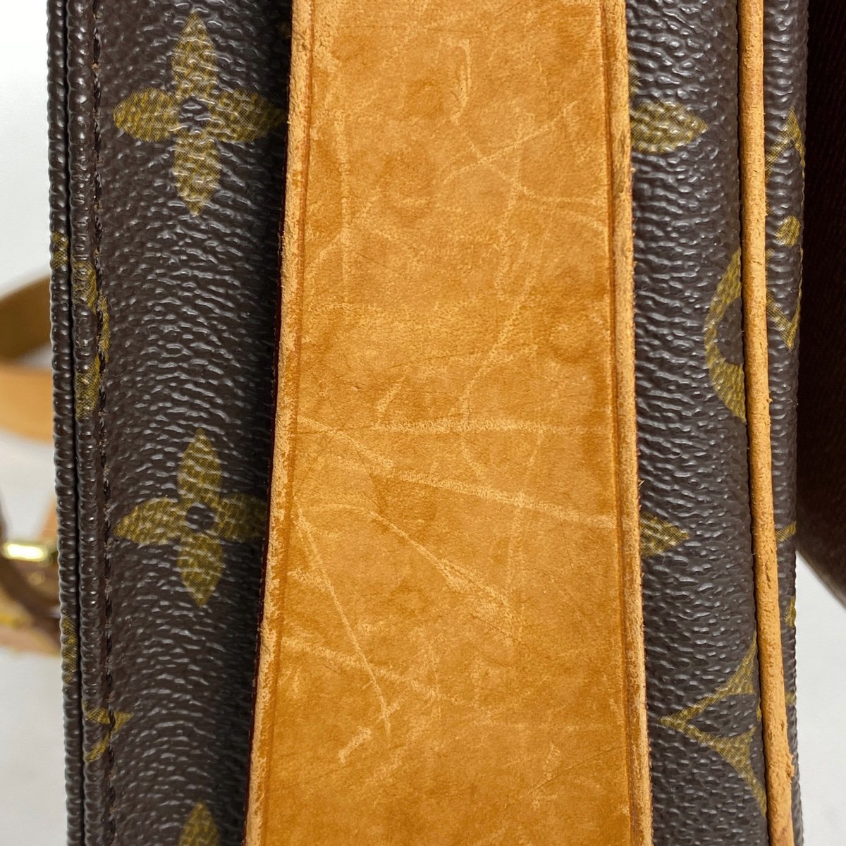 ルイ・ヴィトン Louis Vuitton カルトシエール 斜め掛け ショルダーバッグ モノグラム ブラウン M51252 レディース 【中古】_バイセル 14172_3