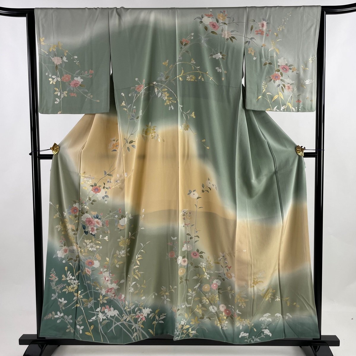 訪問着 身丈156.5cm 裄丈65.5cm M 袷 草花 金銀彩 ぼかし 薄緑 正絹 美品 名品 【中古】